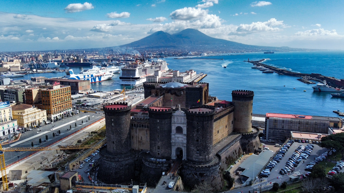 Vista del Vesuvio da Napoli